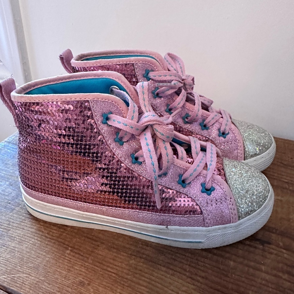 Jojo Siwa Sparkly Pink High-Top Sneakers - Picture 3 of 9